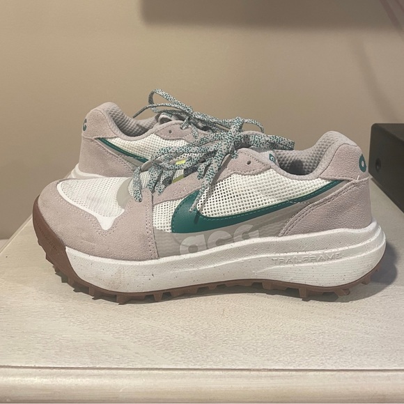 Nike ACG Lowcate 'Light Iron Ore Malachite' -Men's Size 5, Women's Size 6.5 - Picture 4 of 7
